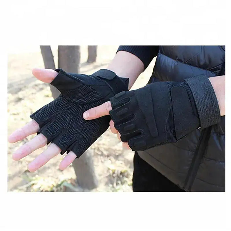 Newly Designed Tactical Gloves